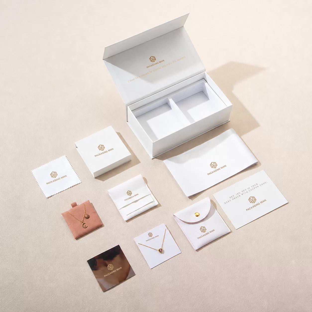 另一角度的全套包装产品展示,包括打开的长方形盒子及其内容物。